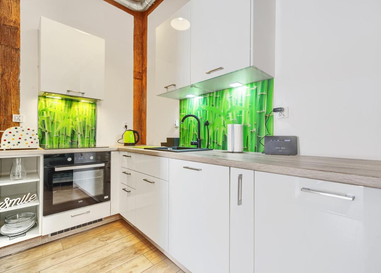 Happiness Holidays - Old Town Apartment غدانسك المظهر الخارجي الصورة