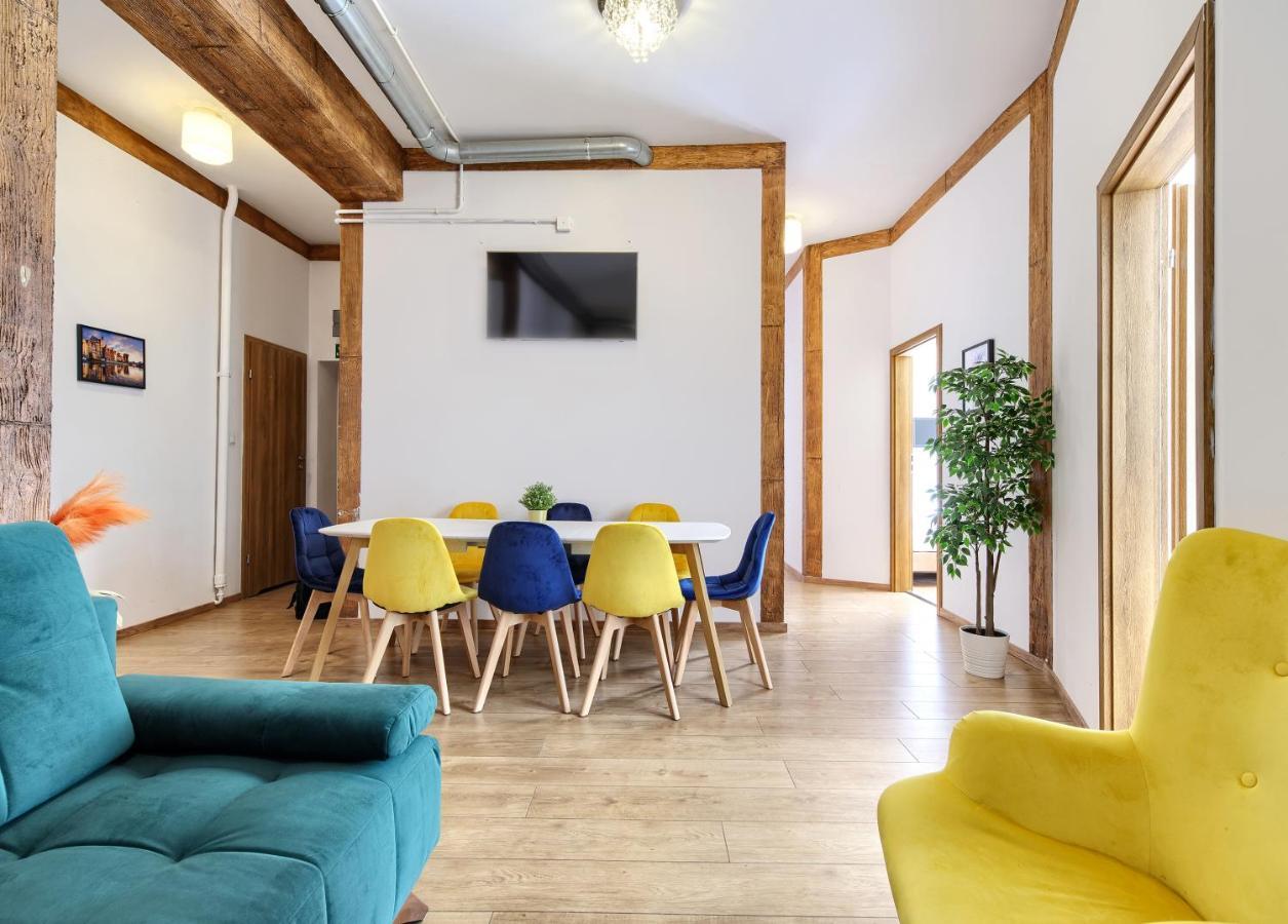 Happiness Holidays - Old Town Apartment غدانسك المظهر الخارجي الصورة